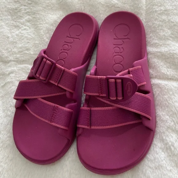 Chaco Women's Pink Sandals size 7 - Picture 2 of 9